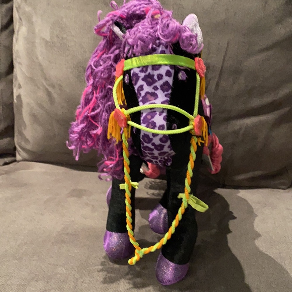 Manhattan Toy Groovy Girls Midnight Star Poseable Horse - Picture 2 of 4